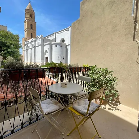 Pisani32 קליארי